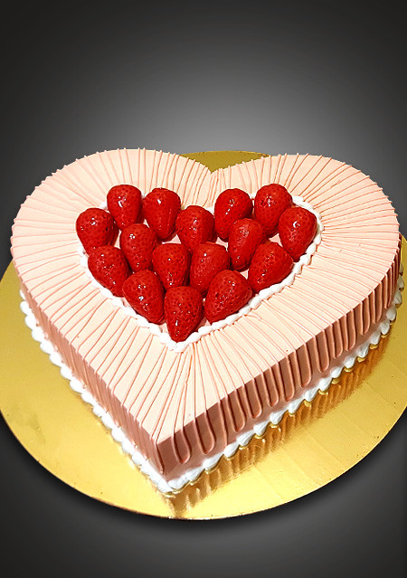 Heart Shaped Cookie Cake for Valentine's Day - The Soccer Mom Blog-hdcinema.vn