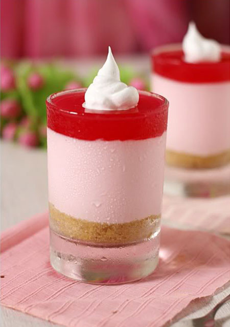 Strawberry Cheesecake in cup